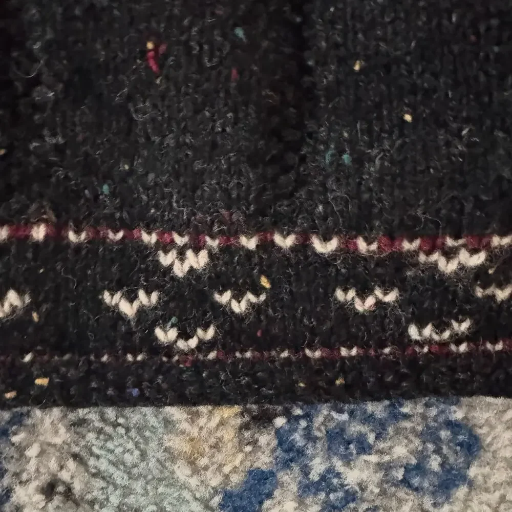 Lands End Mens Size Medium Nordic 100% Wool Sweater Reindeer Fair Isle Gray Red
